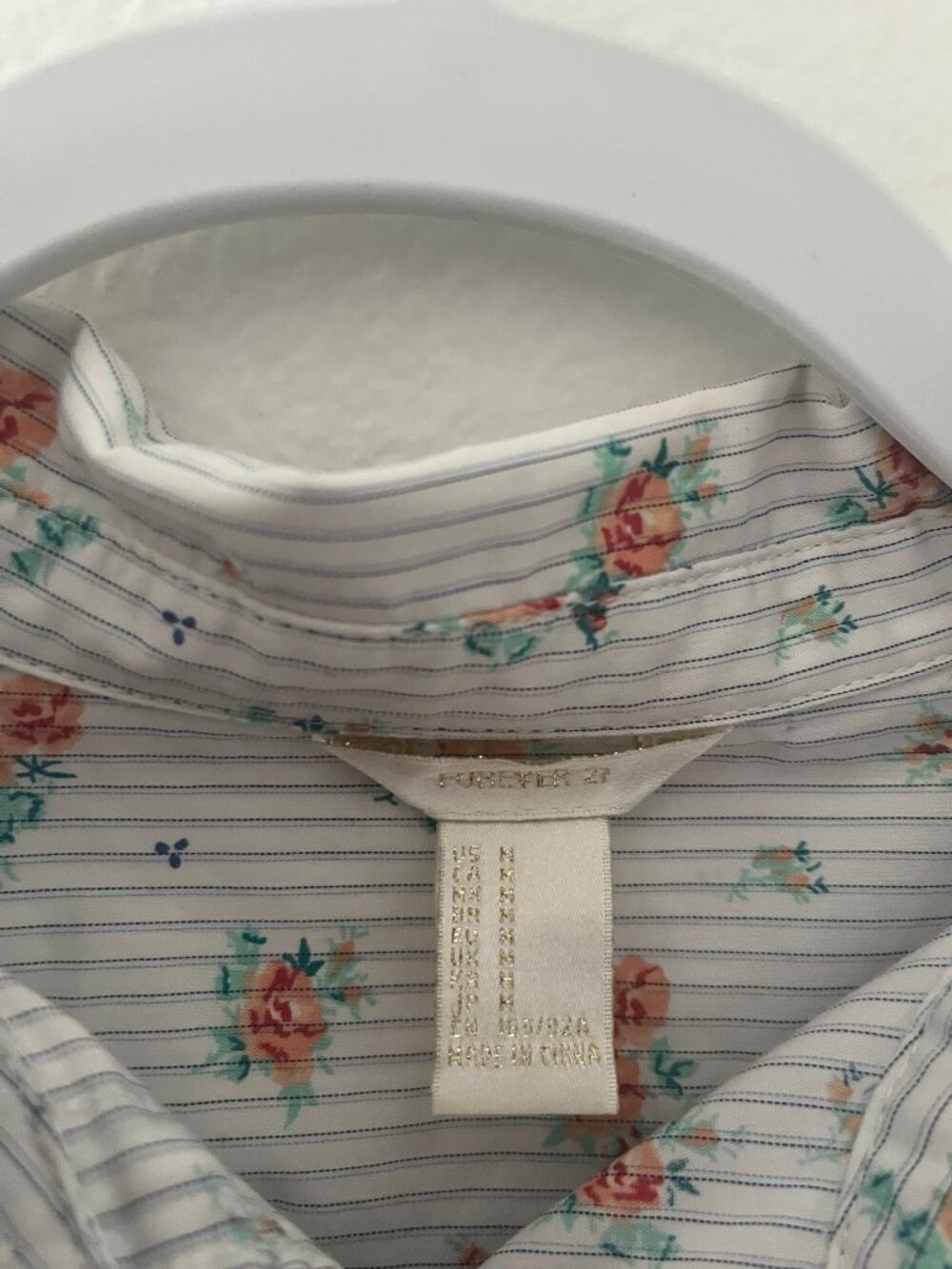 Forever 21 Floral Ruffled Button Down - Picture 2 of 3